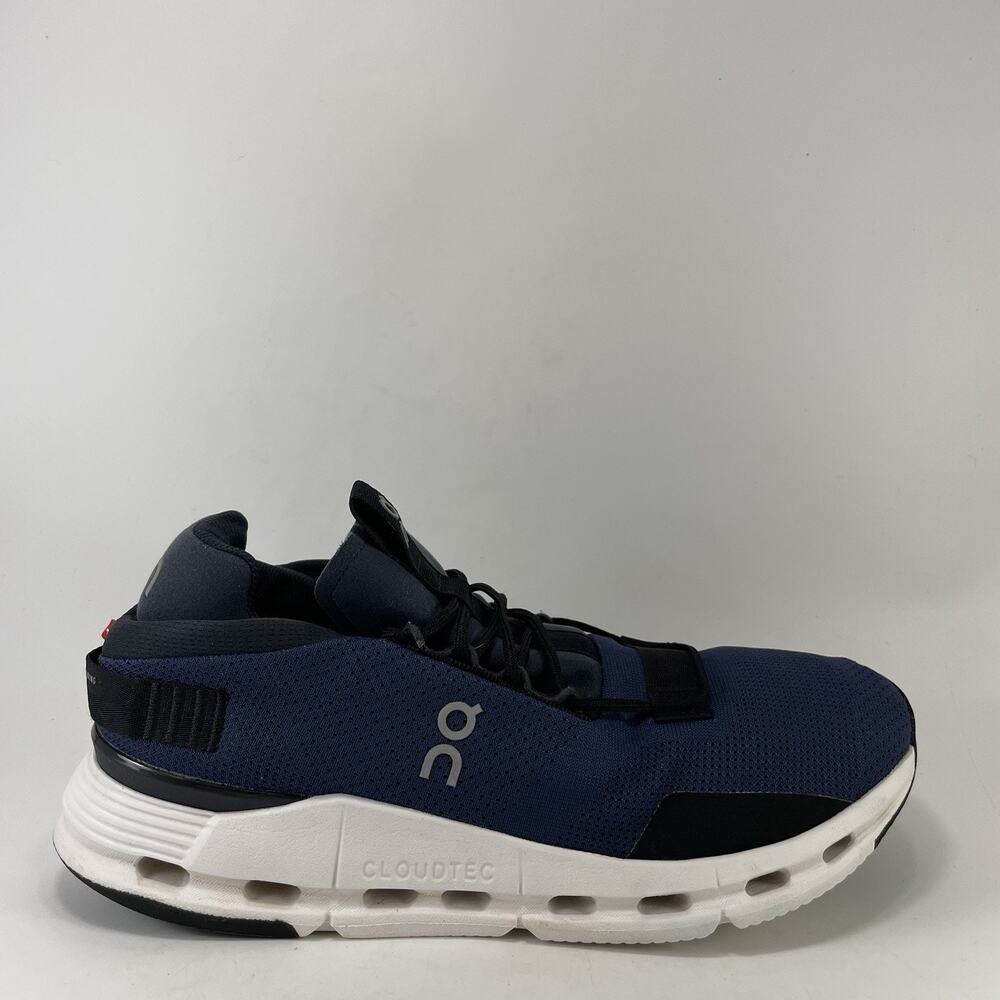 On Cloud Cloudnova Navy/White Womens Size 10.5 Mesh Running Walking Shoes Laceup